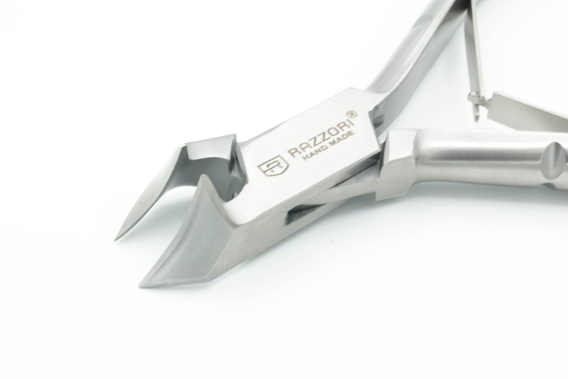 Pro Nail Clipper #69 - Half Moon - Razzori