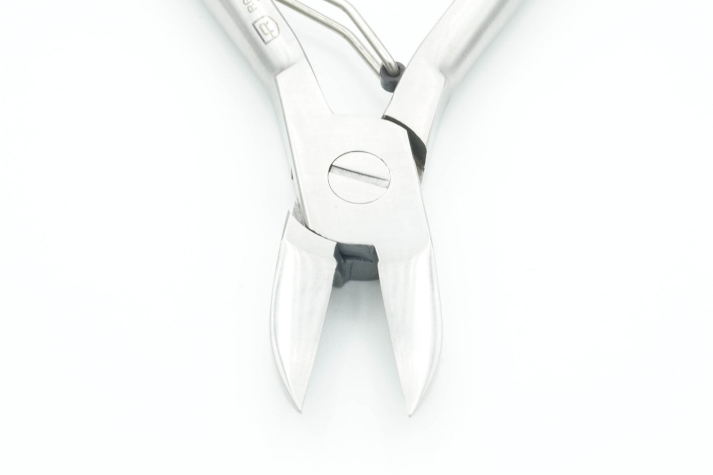 Pro Nail Clipper #616 - Razzori